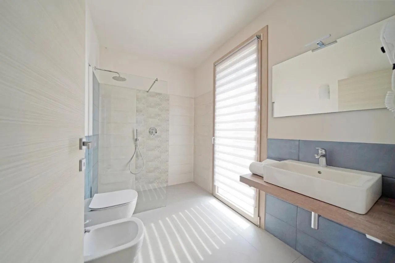 Gardaliva Blue Studio 3 مانربا ديل جاردا